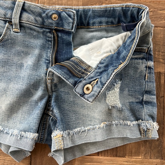 SO Blue Distressed Kids denim Girls Shorts with stars & frayed cuffed hem 10 - Picture 5 of 16